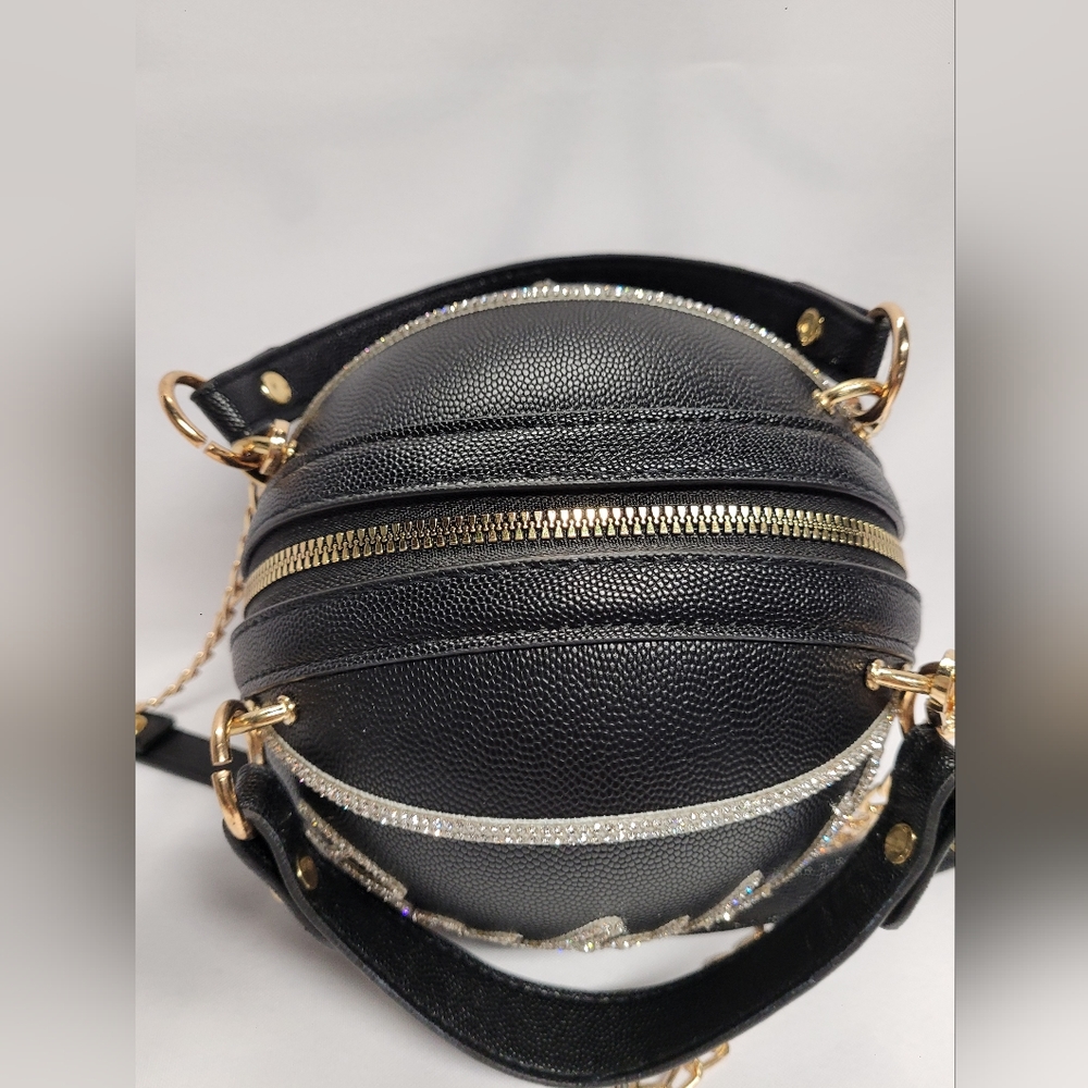 Black Basketball Purse *** 4X HOST PICK*** - Picture 3 of 4